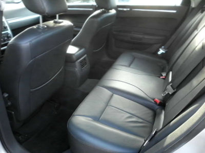 2010 Chrysler 300  Touring