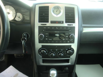 2010 Chrysler 300  Touring