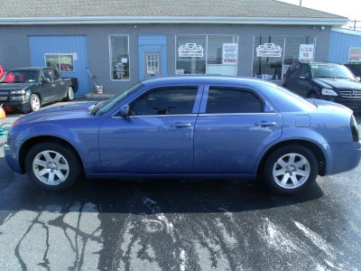 2007 Chrysler 300  Base