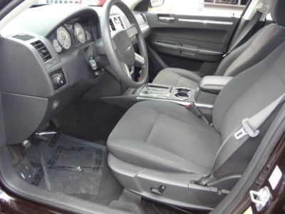 2010 Chrysler 300  Touring