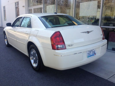 2006 Chrysler 300  Touring