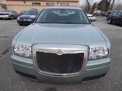 2006 Chrysler 300  Base