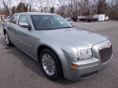 2006 Chrysler 300  Base