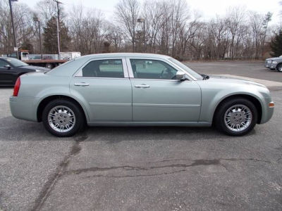 2006 Chrysler 300  Base