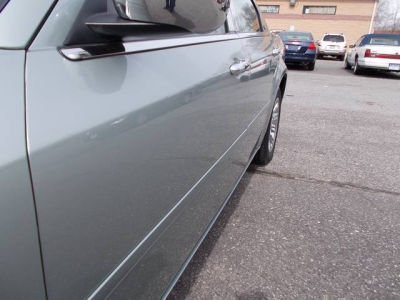 2006 Chrysler 300  Base