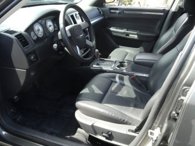 2010 Chrysler 300  Touring