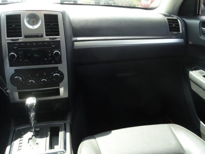2010 Chrysler 300  Touring