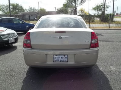 2009 Chrysler 300  LX