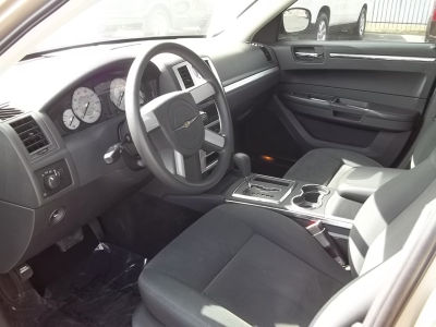 2009 Chrysler 300  LX