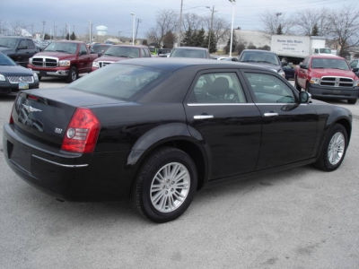 2010 Chrysler 300  Touring