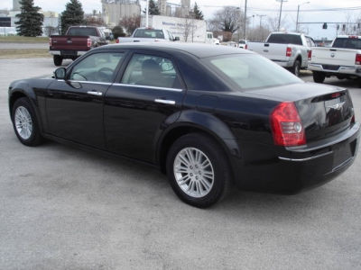 2010 Chrysler 300  Touring