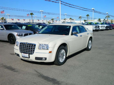 2010 Chrysler 300  Touring