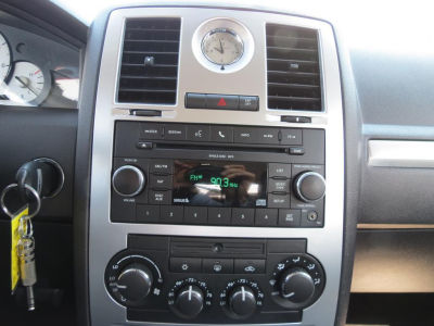 2009 Chrysler 300  Touring