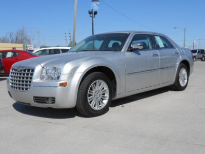 2010 Chrysler 300  Touring