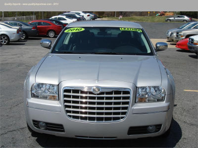 2010 Chrysler 300  Touring