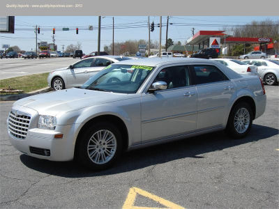2010 Chrysler 300  Touring