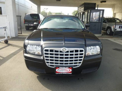 2007 Chrysler 300  Base