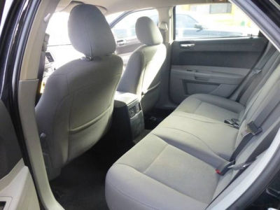 2007 Chrysler 300  Base