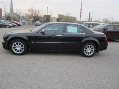 2007 Chrysler 300  HEMI