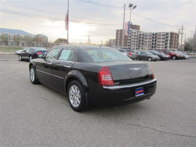 2007 Chrysler 300  HEMI