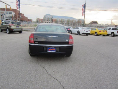 2007 Chrysler 300  HEMI