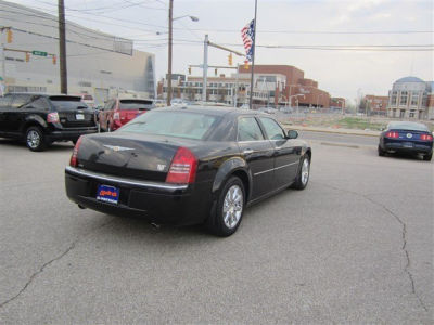 2007 Chrysler 300  HEMI