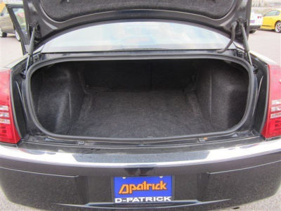 2007 Chrysler 300  HEMI