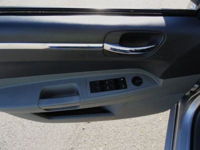 2005 Chrysler 300  Touring