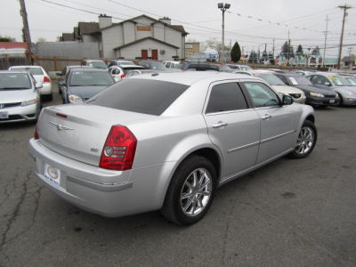 2010 Chrysler 300  Touring/Signature Series