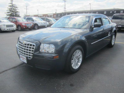 2008 Chrysler 300  LX