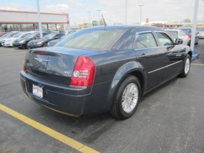2008 Chrysler 300  LX