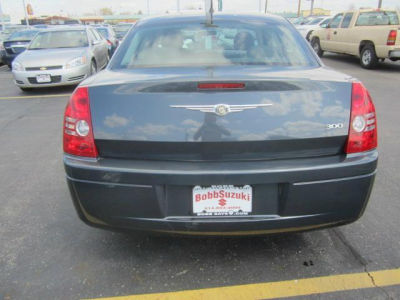 2008 Chrysler 300  LX