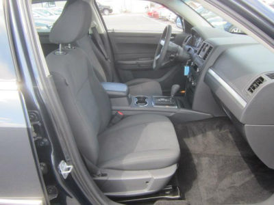 2008 Chrysler 300  LX