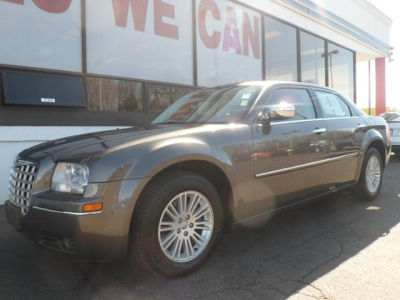 2010 Chrysler 300  Touring