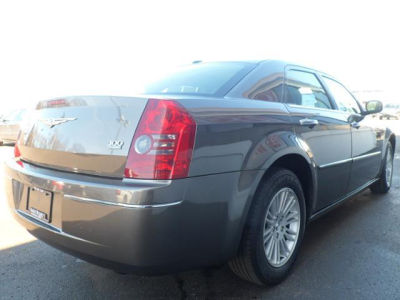 2010 Chrysler 300  Touring