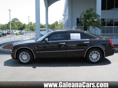 2010 Chrysler 300  Touring