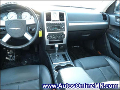 2010 Chrysler 300  Touring