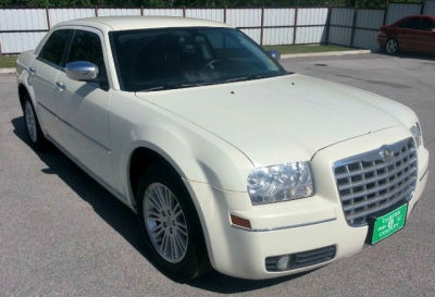 2010 Chrysler 300  Touring