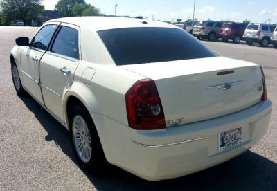 2010 Chrysler 300  Touring