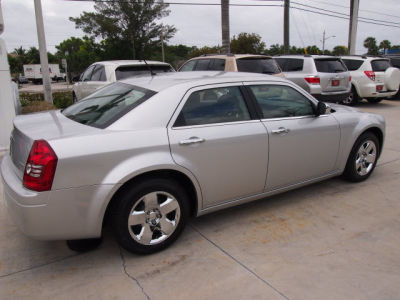 2008 Chrysler 300  LX