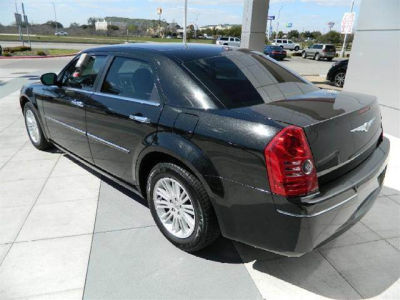 2010 Chrysler 300  Touring
