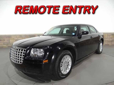 2009 Chrysler 300  LX