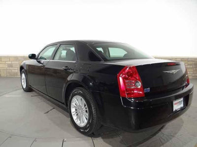 2009 Chrysler 300  LX