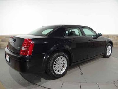 2009 Chrysler 300  LX
