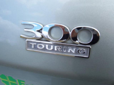 2005 Chrysler 300  Touring