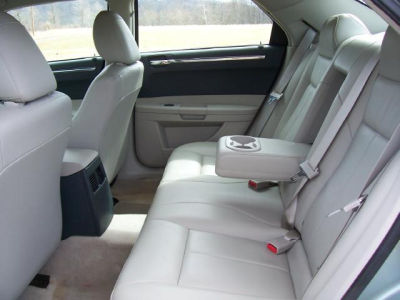 2005 Chrysler 300  Touring