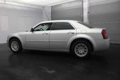 2010 Chrysler 300  Touring