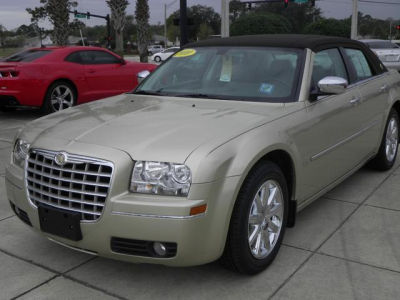 2010 Chrysler 300  Touring