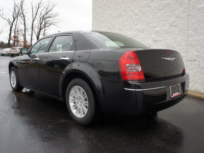 2010 Chrysler 300  Touring