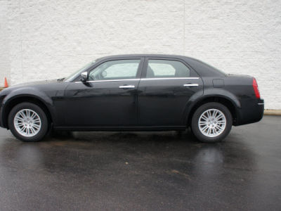 2010 Chrysler 300  Touring
